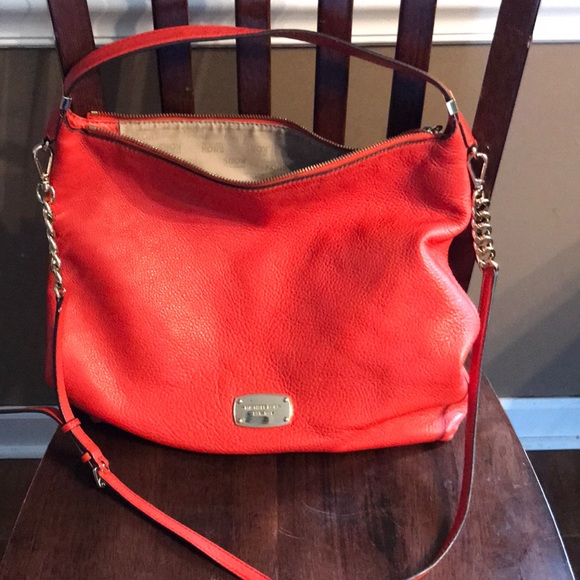 Michael Kors purse - Picture 1 of 3